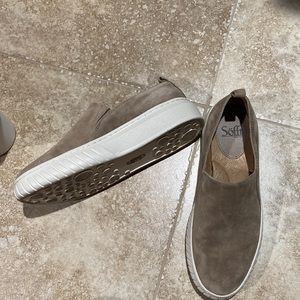 Shoes size 10 worn once smoke free home